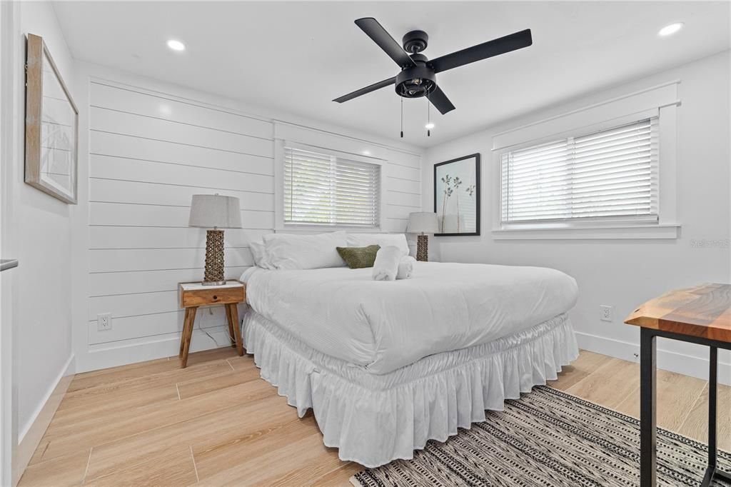 For Sale: $1,945,000 (3 beds, 2 baths, 1458 Square Feet)