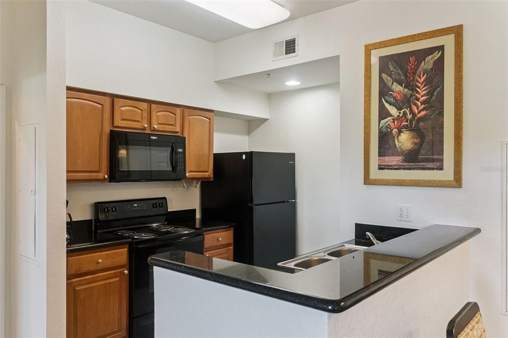 For Sale: $160,000 (2 beds, 2 baths, 1060 Square Feet)