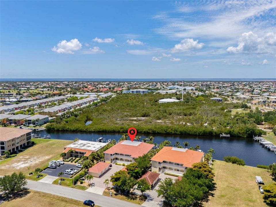 Active With Contract: $325,000 (2 beds, 2 baths, 1430 Square Feet)