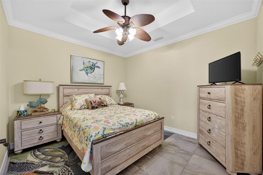 Active With Contract: $325,000 (2 beds, 2 baths, 1430 Square Feet)