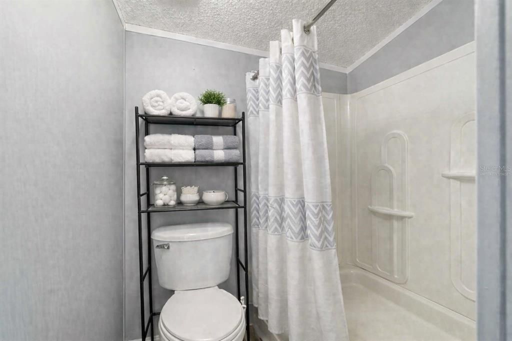 En Venta: $159,900 (3 camas, 2 baños, 1194 Pies cuadrados)