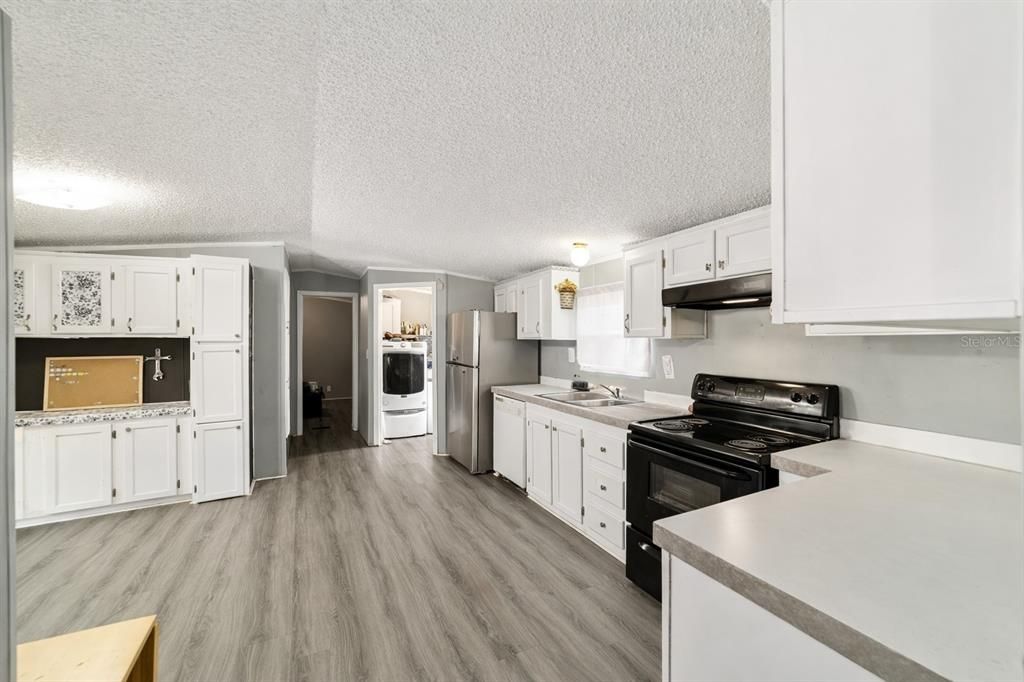 En Venta: $159,900 (3 camas, 2 baños, 1194 Pies cuadrados)