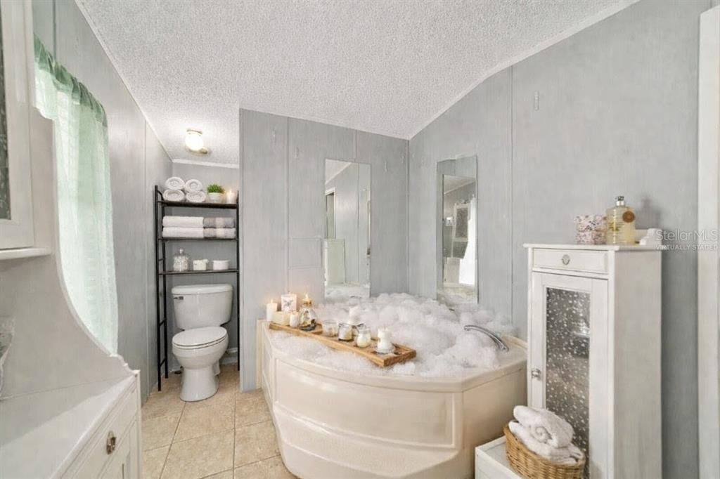 En Venta: $159,900 (3 camas, 2 baños, 1194 Pies cuadrados)