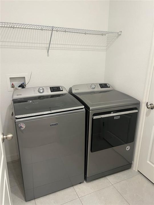 For Rent: $2,500 (3 beds, 2 baths, 2158 Square Feet)