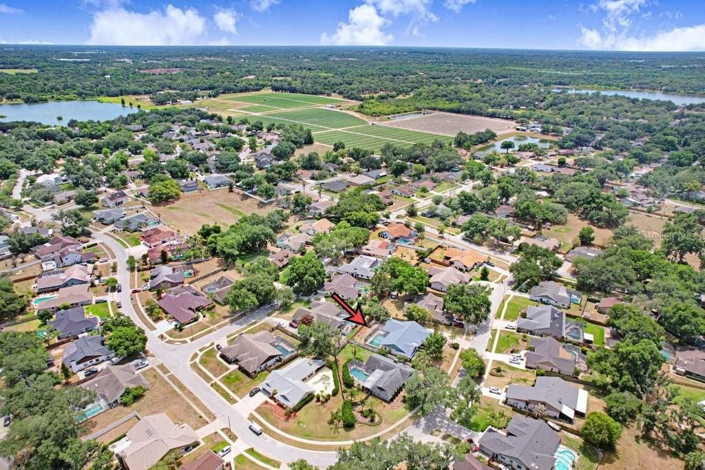 For Sale: $550,000 (4 beds, 3 baths, 2817 Square Feet)