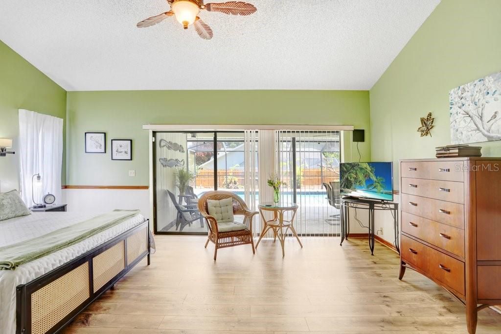 For Sale: $550,000 (4 beds, 3 baths, 2817 Square Feet)