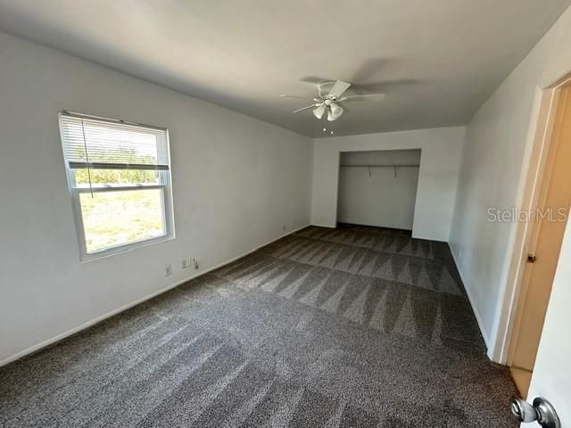 En Venta: $424,990 (4 camas, 0 baños, 2096 Pies cuadrados)