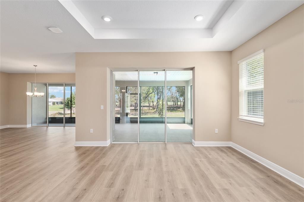 待售: $647,355 (3 贝兹, 3 浴室, 2211 平方英尺)