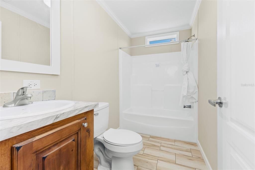 For Sale: $302,900 (4 beds, 3 baths, 2305 Square Feet)