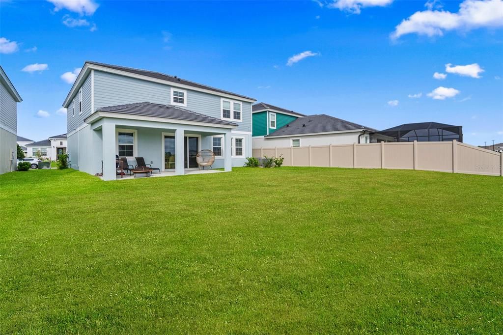 En Venta: $620,000 (5 camas, 3 baños, 3041 Pies cuadrados)