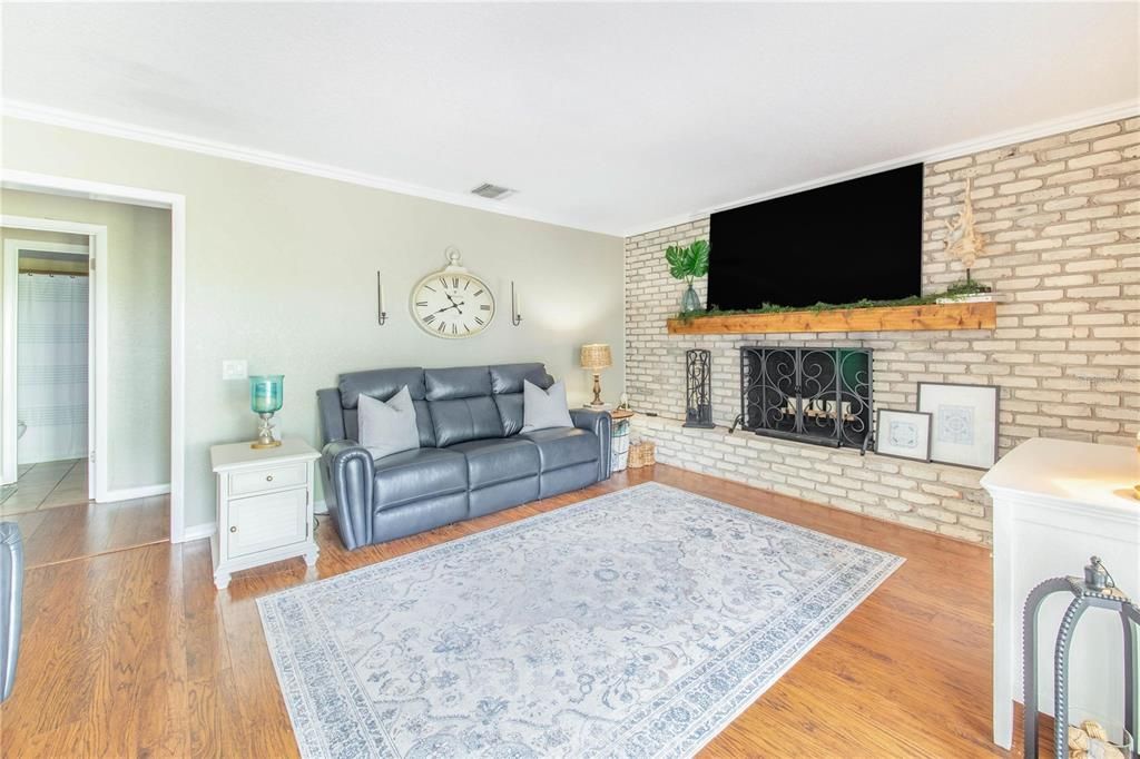 Active With Contract: $515,000 (4 beds, 3 baths, 2340 Square Feet)