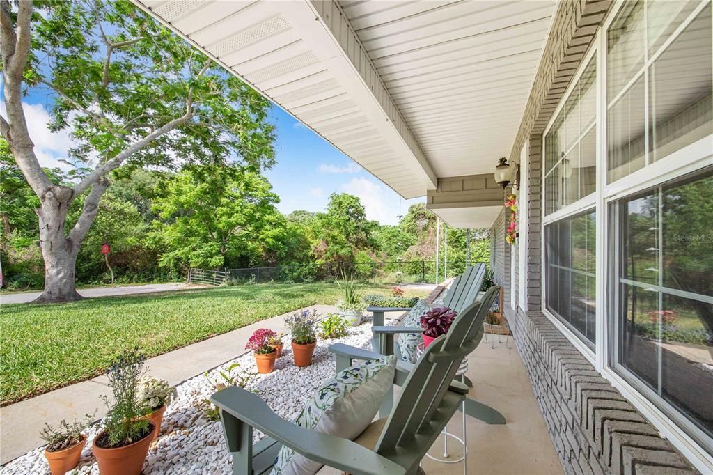 Active With Contract: $515,000 (4 beds, 3 baths, 2340 Square Feet)