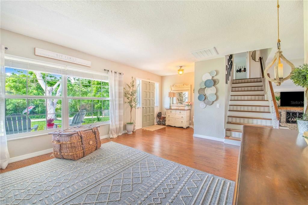 Active With Contract: $515,000 (4 beds, 3 baths, 2340 Square Feet)