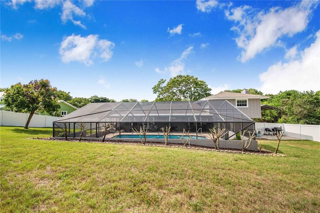 Active With Contract: $515,000 (4 beds, 3 baths, 2340 Square Feet)