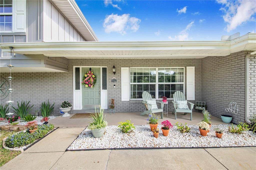 Active With Contract: $515,000 (4 beds, 3 baths, 2340 Square Feet)
