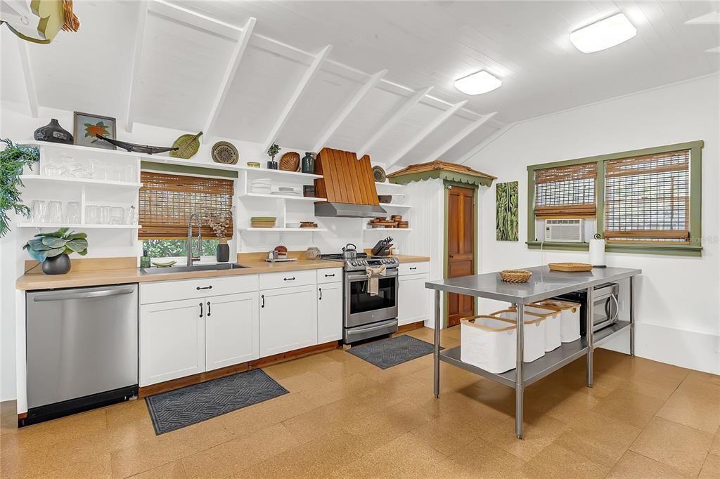 En Venta: $340,000 (2 camas, 2 baños, 1252 Pies cuadrados)