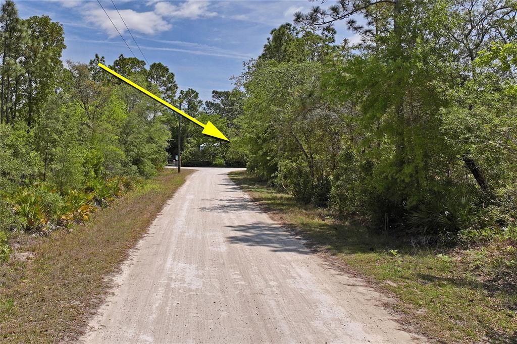 En Venta: $64,900 (0.77 acres)
