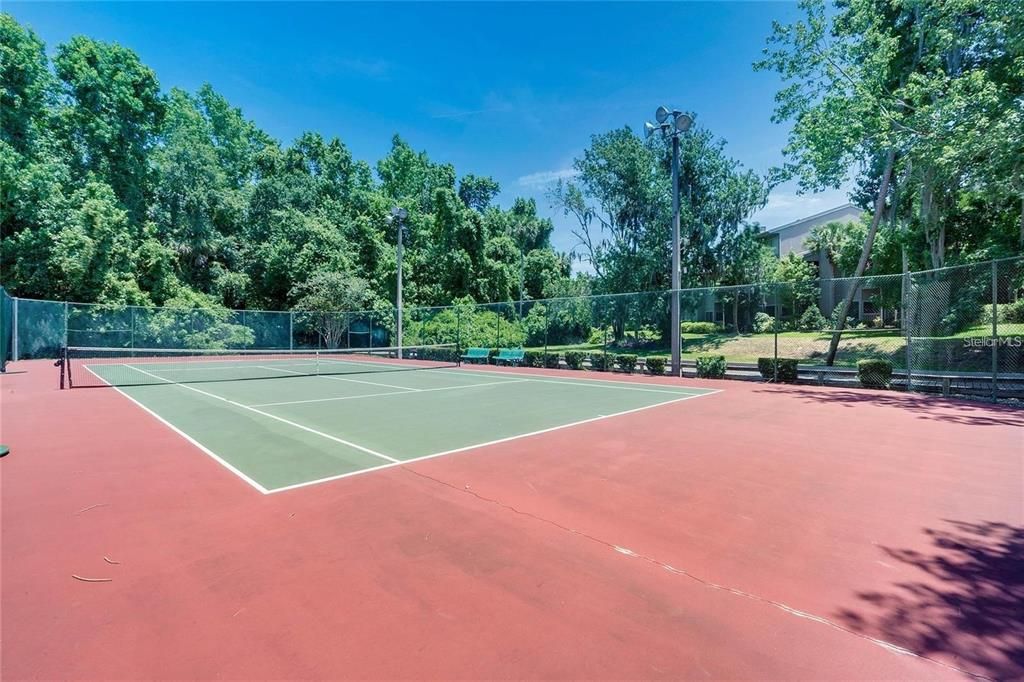 Active With Contract: $785,000 (4 beds, 3 baths, 2853 Square Feet)