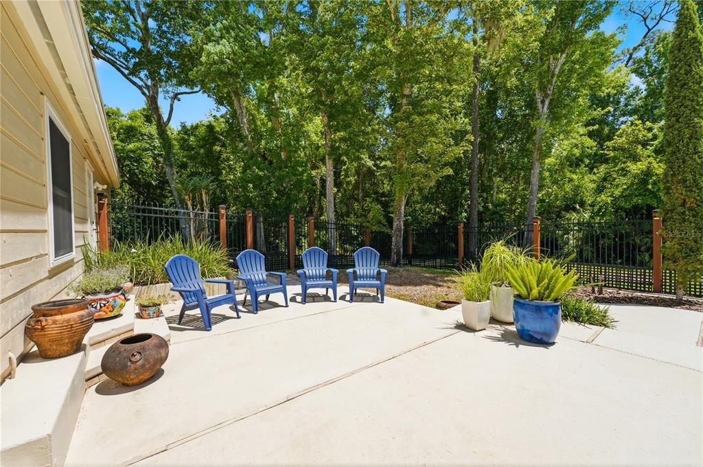 Active With Contract: $785,000 (4 beds, 3 baths, 2853 Square Feet)