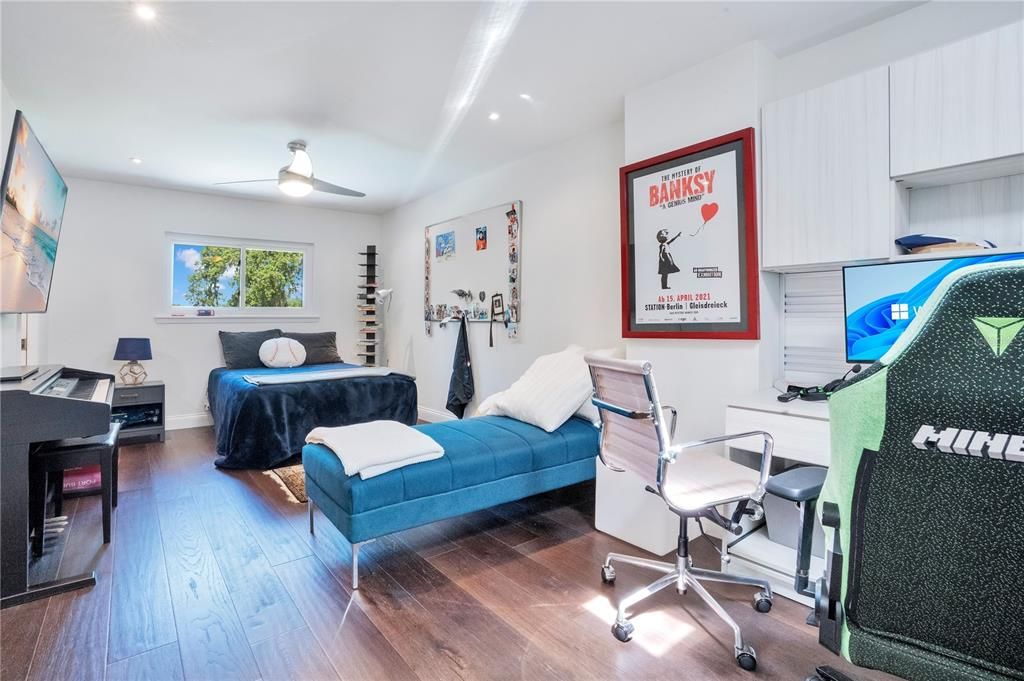 В аренду: $12,000 (4 спален, 3 ванн, 3064 Квадратных фут)