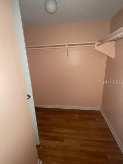 For Rent: $1,100 (2 beds, 1 baths, 890 Square Feet)