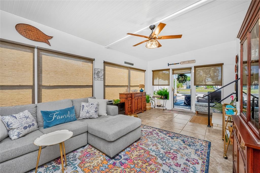 Activo con contrato: $169,900 (2 camas, 2 baños, 1002 Pies cuadrados)