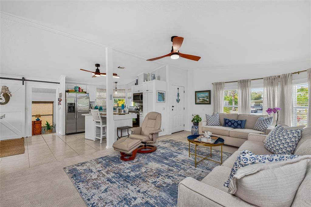 Activo con contrato: $169,900 (2 camas, 2 baños, 1002 Pies cuadrados)