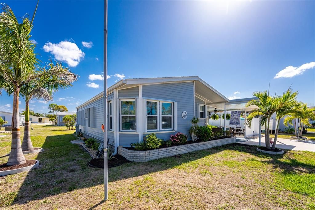 Activo con contrato: $169,900 (2 camas, 2 baños, 1002 Pies cuadrados)