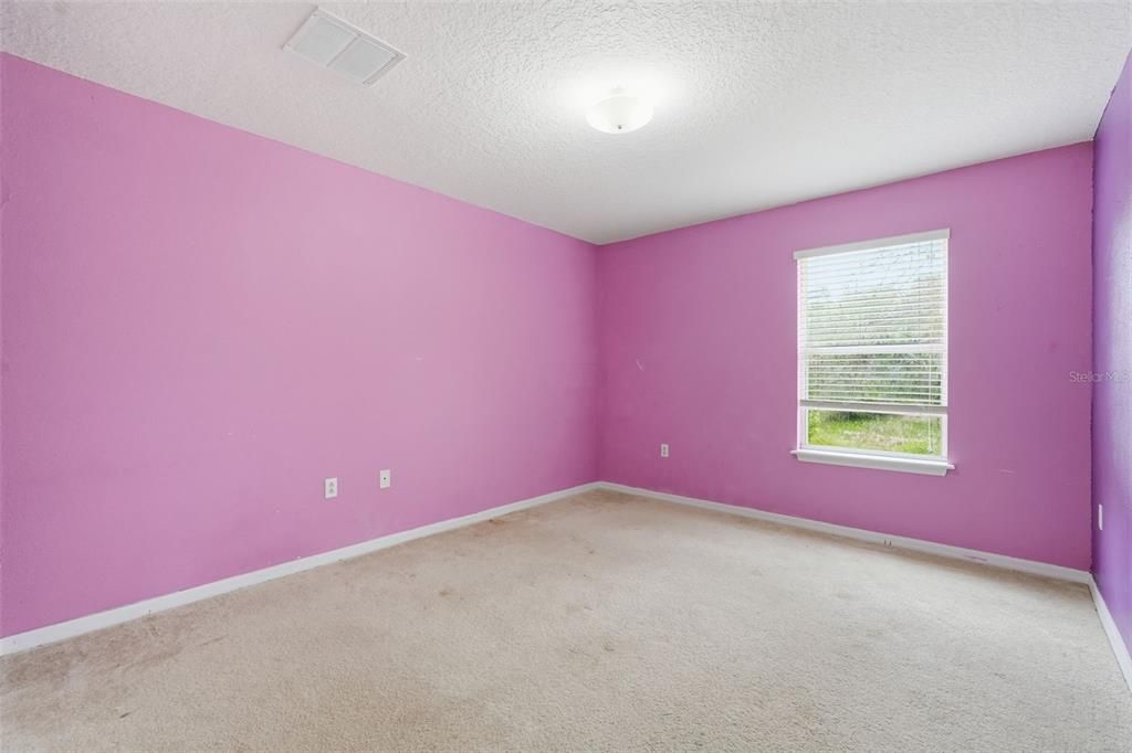 Active With Contract: $350,000 (4 beds, 2 baths, 2871 Square Feet)