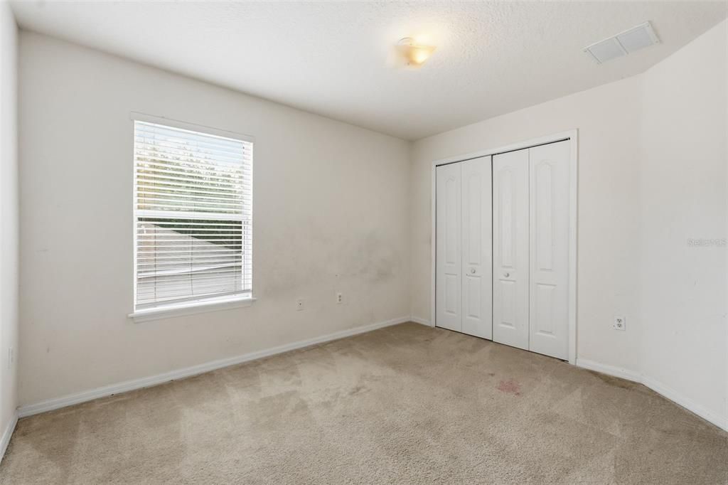Active With Contract: $350,000 (4 beds, 2 baths, 2871 Square Feet)
