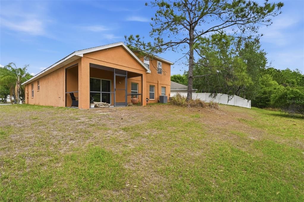 Active With Contract: $350,000 (4 beds, 2 baths, 2871 Square Feet)