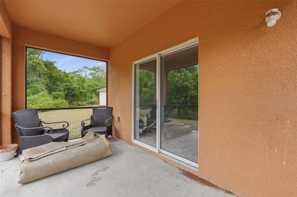 Active With Contract: $350,000 (4 beds, 2 baths, 2871 Square Feet)