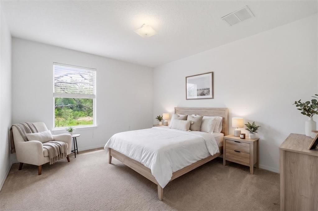 Active With Contract: $350,000 (4 beds, 2 baths, 2871 Square Feet)