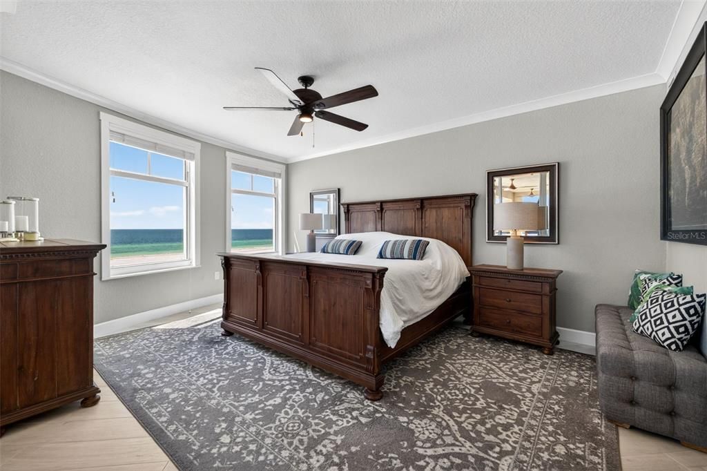 For Sale: $2,399,000 (3 beds, 2 baths, 2000 Square Feet)
