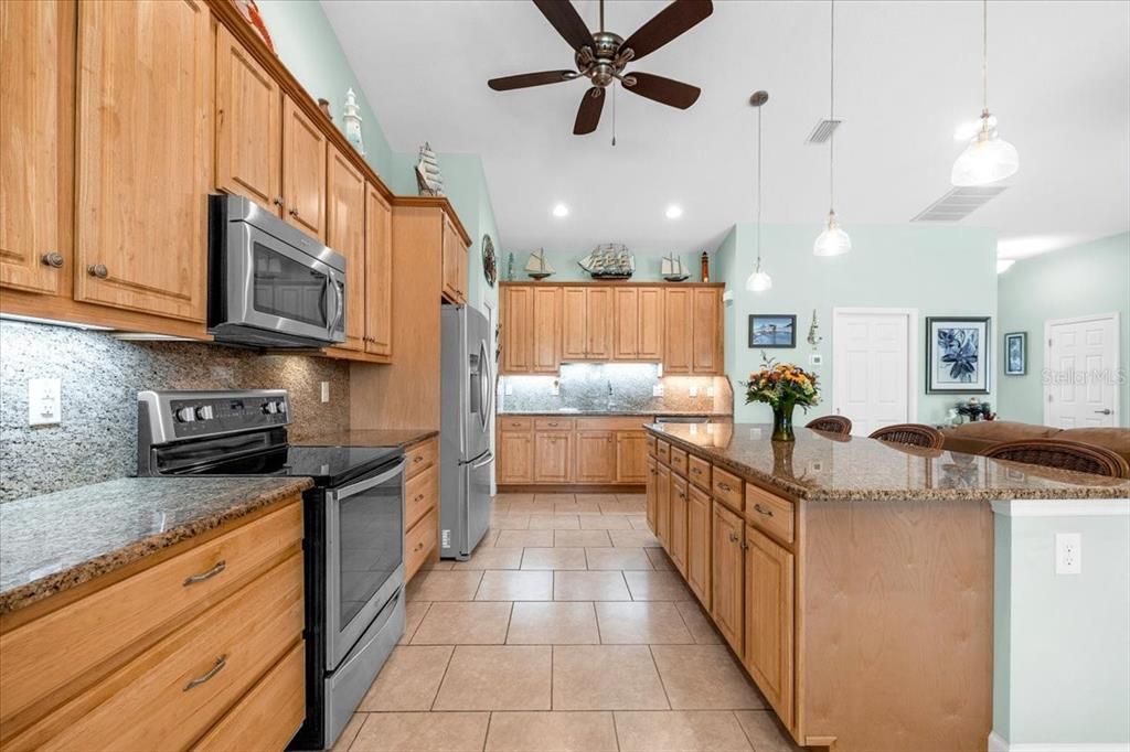 For Sale: $539,900 (3 beds, 2 baths, 1774 Square Feet)