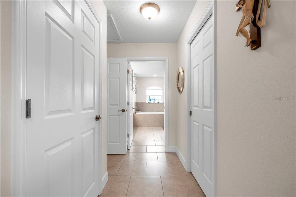 For Sale: $539,900 (3 beds, 2 baths, 1774 Square Feet)