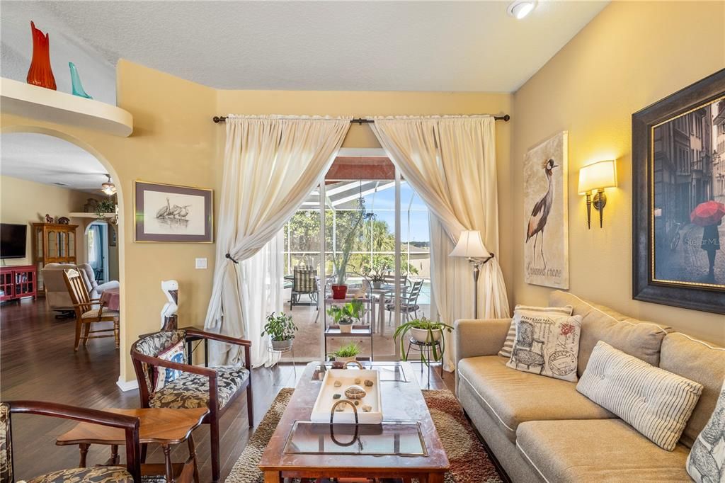 Active With Contract: $500,000 (4 beds, 3 baths, 2516 Square Feet)