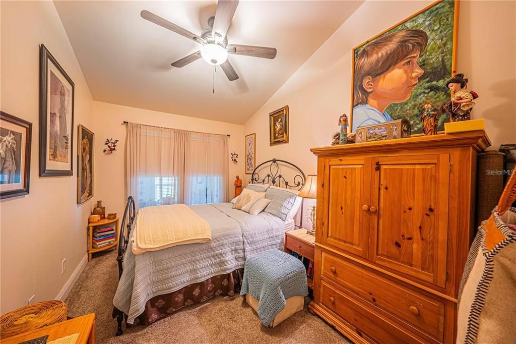 На продажу: $199,900 (2 спален, 1 ванн, 948 Квадратных фут)
