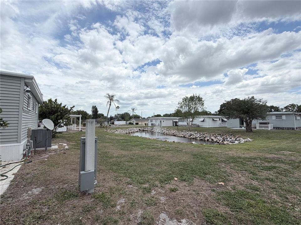 For Sale: $115,000 (2 beds, 2 baths, 1186 Square Feet)