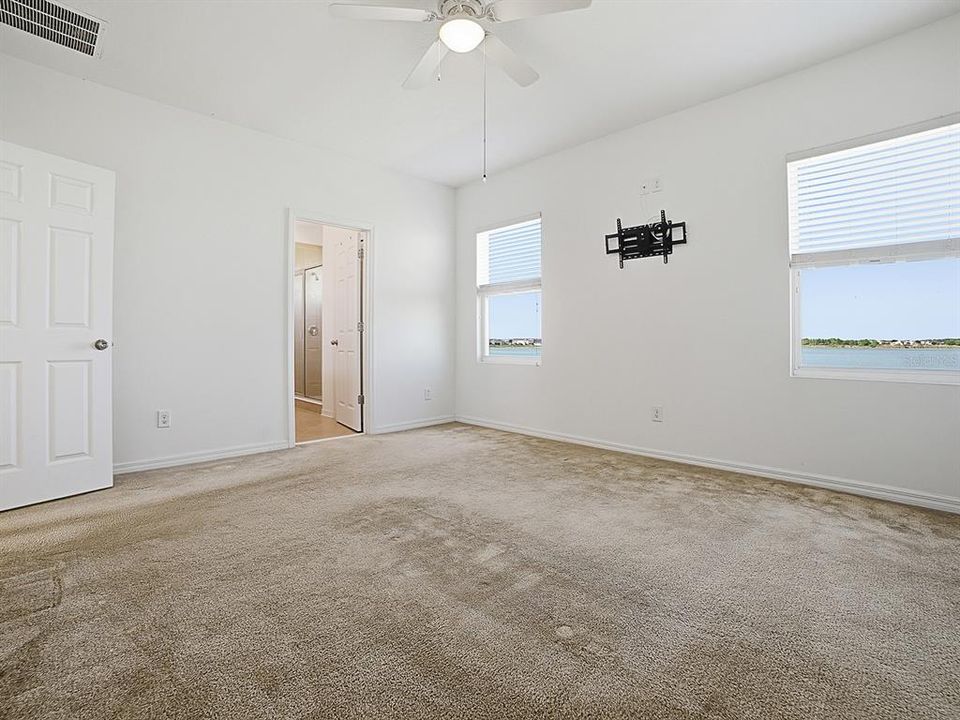 For Sale: $625,000 (3 beds, 2 baths, 2077 Square Feet)
