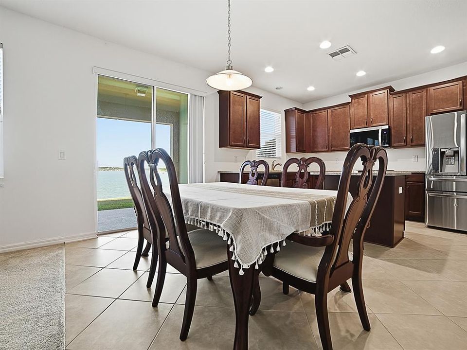 For Sale: $625,000 (3 beds, 2 baths, 2077 Square Feet)
