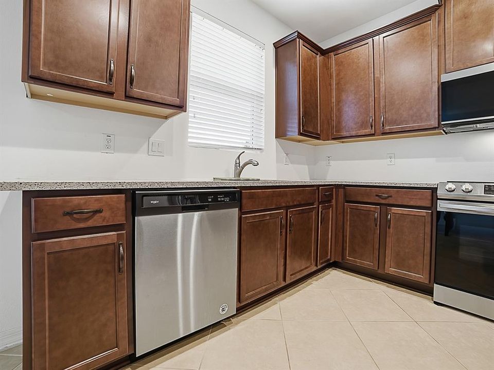 For Sale: $625,000 (3 beds, 2 baths, 2077 Square Feet)
