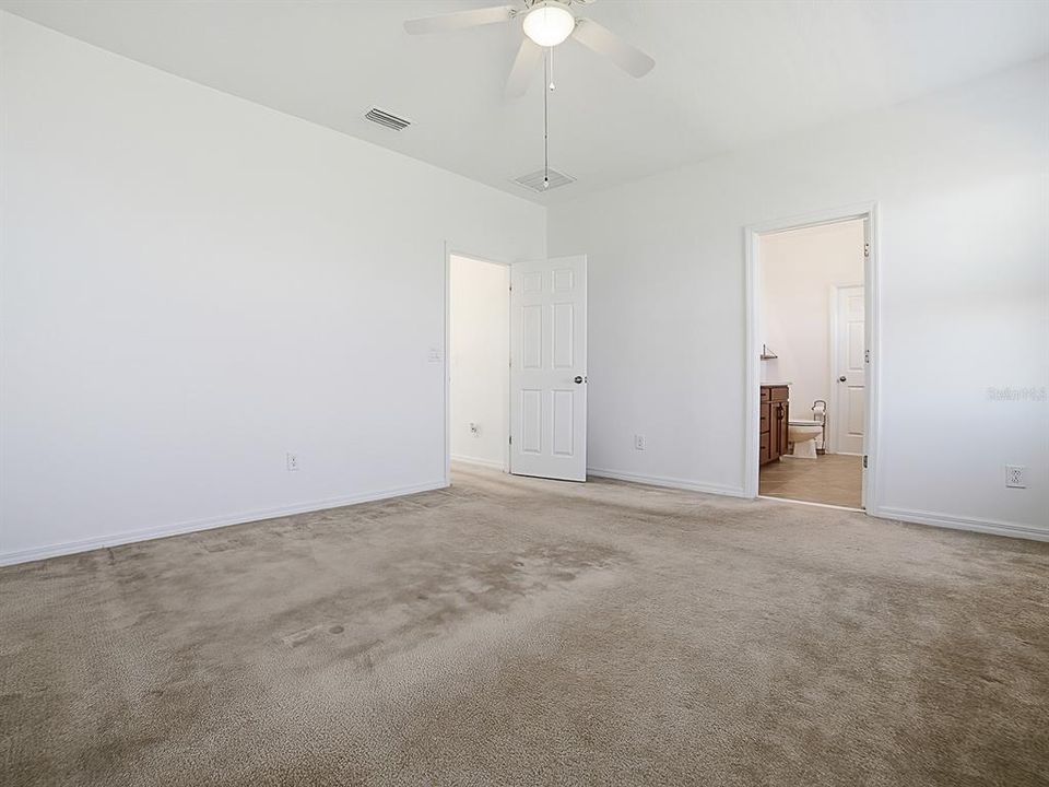 For Sale: $625,000 (3 beds, 2 baths, 2077 Square Feet)