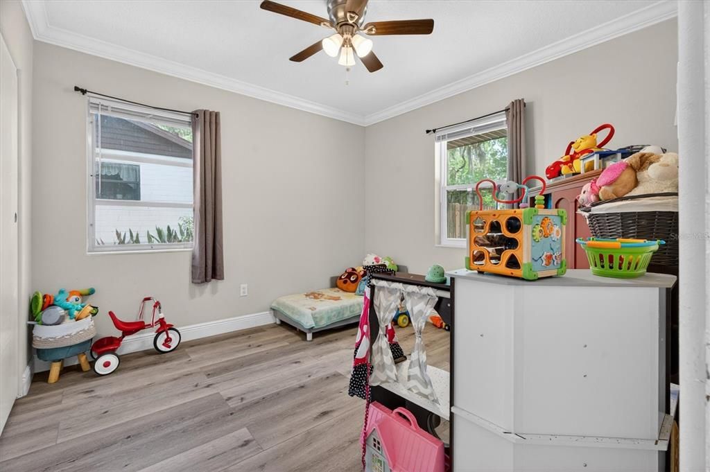 Activo con contrato: $229,000 (2 camas, 2 baños, 1196 Pies cuadrados)