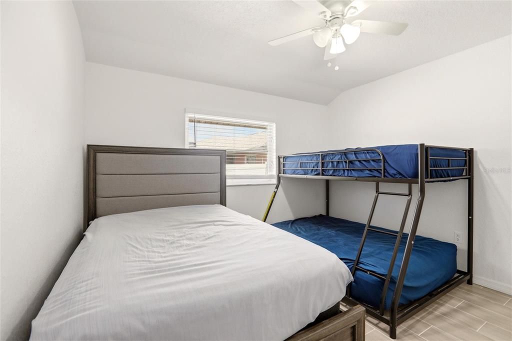 En Renta: $2,600 (4 camas, 2 baños, 2029 Pies cuadrados)
