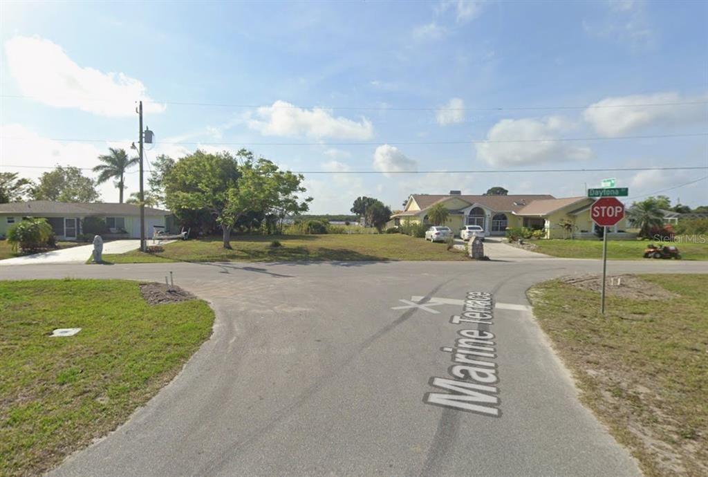 En Venta: $80,000 (0.23 acres)
