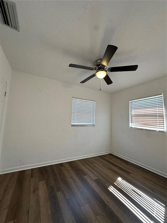 For Rent: $2,075 (4 beds, 2 baths, 1256 Square Feet)
