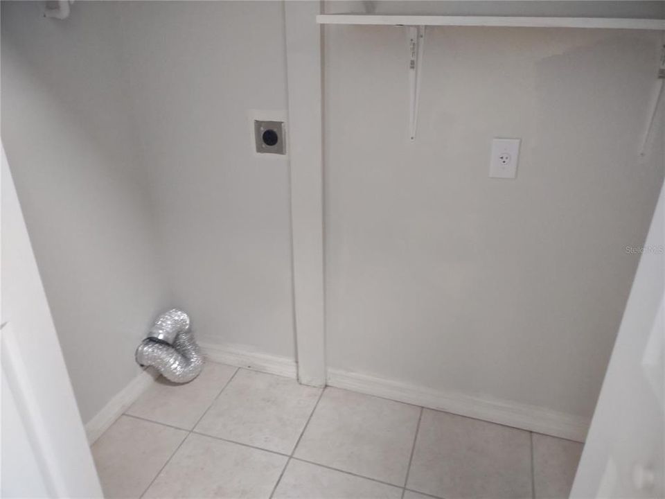 For Sale: $249,900 (2 beds, 0 baths, 1300 Square Feet)