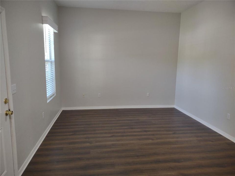 For Sale: $249,900 (2 beds, 0 baths, 1300 Square Feet)