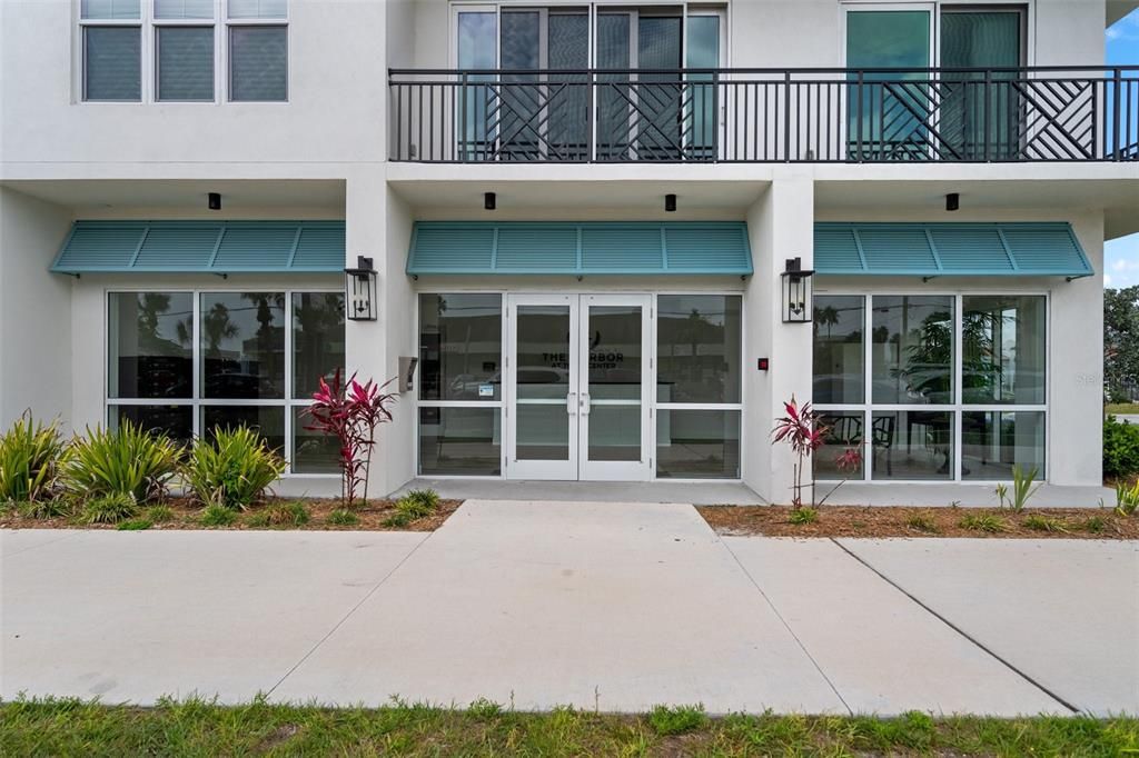 For Sale: $774,000 (2 beds, 2 baths, 1284 Square Feet)